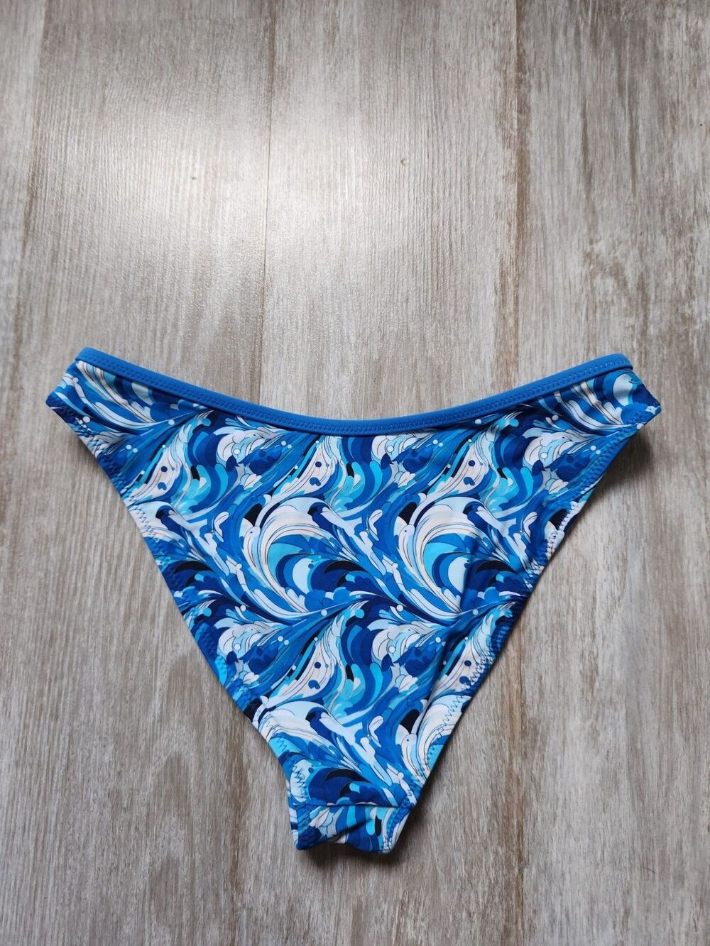 Blackbough Lydia Classic Medium Bottoms Blue Crush Swirl Sz M EUC - Picture 4 of 6